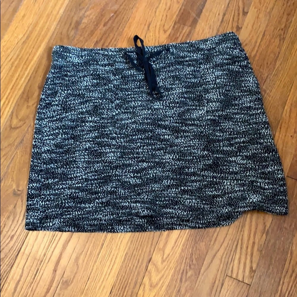 Loft professional skirt with pockets!!